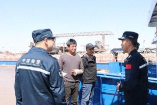 沧州海警局开展伏季休渔普法宣传活动