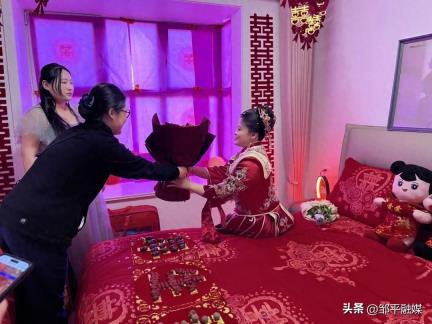 邹平市黄山街道开展“入户宣传倡文明 文明婚俗进万家”活动