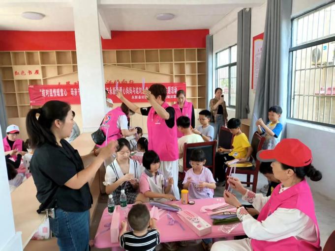 江西省永新县妇联组织“爱心妈妈&amp;quot;开展母亲节活动