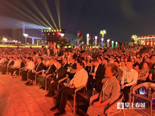 非遗+科技 临沧百侨会“踏歌之夜”非遗文化展演举行