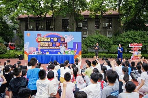 嘉兴南湖区开展消防劳模进校园主题教育活动