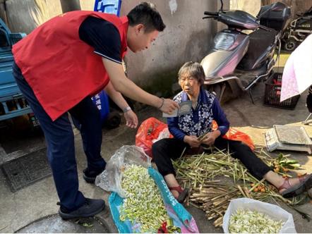 台州银行衢州江山支行开展社区存款保险宣传活动
