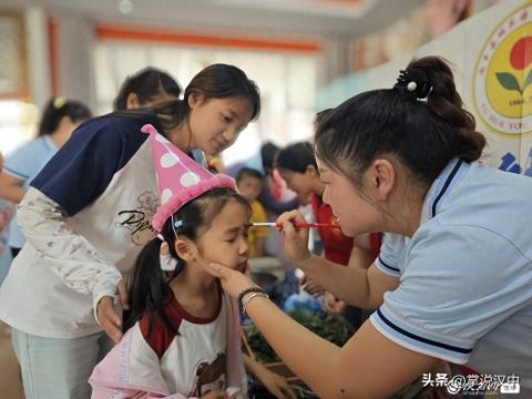 西乡县多个社区开展多彩活动迎端午