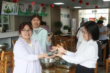日照联通开展“我们的节日·端午”民俗体验活动