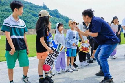 赛龙舟、制香包、包粽子……端午活动，“浙”里尽享