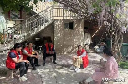 【主动创稳基层行】小马扎话家常 调解团化纠纷——临夏市城郊镇肖家村开展文明实践活动