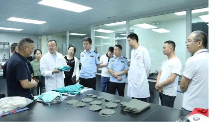 搭建政企桥梁，助推提质强企——阿拉尔纤维检验所举办“实验室开放日”座谈交流活动