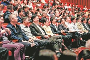 闽南诞生 延安首演 全国巡演《莫耶·延安颂》用非遗戏曲讲好红色故事