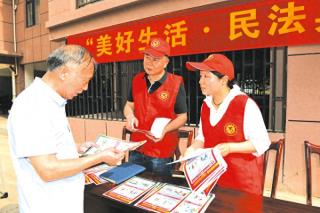 随县审计局开展普法活动