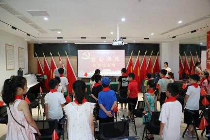 传承红色基因 成都武侯簇锦街道举行“岁月如歌·不负山河”主题活动