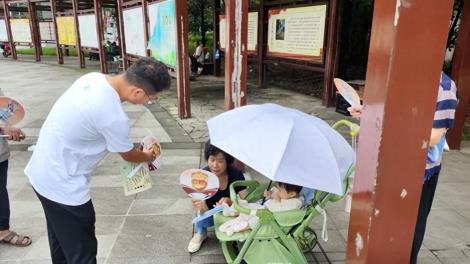 太平人寿雅安中支开展7.8全国保险公众宣传日“保险五进入”活动