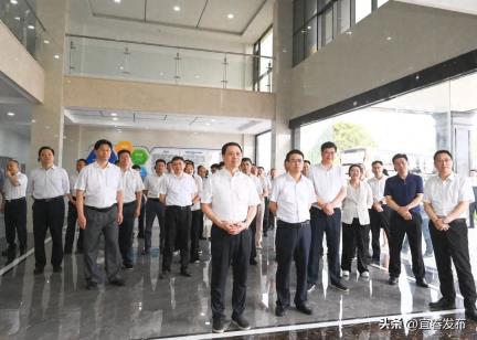 全市2025年第2次重大项目现场交流活动举行 严允作总结讲话