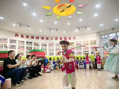 大手牵小手 法治沁心田——丹东司法局联合丹东海关开展“海关法治宣传日”普法进校园活动