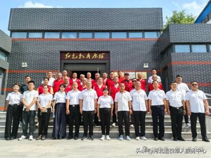 正定县三里屯街道开展“铭记历史，致敬英雄，传承精神”国防教育活动