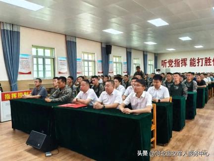 正定县南楼乡举办“红歌嘹亮 强军筑梦 共建共享 最美南楼”八一唱红歌活动