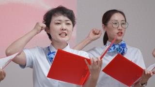 建设银行“向党工作站”走基层系列活动走进哈密
