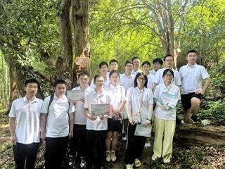 “桂花之乡”连续4年举办“蟾宫折桂”活动 今年，93名咸宁准大学生认养古桂