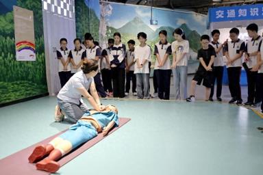 东营消防开展消防安全暑期公益活动 护航青春成长