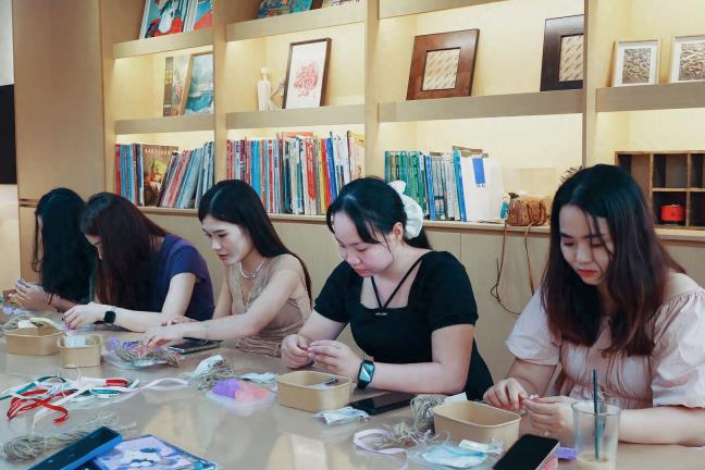 当“葡萄”邂逅ICL：衡阳爱尔这场教职工活动，有料又有趣！