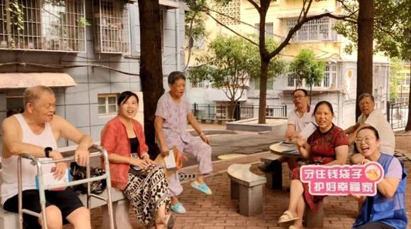 鹤城区：防范非法金融活动进社区