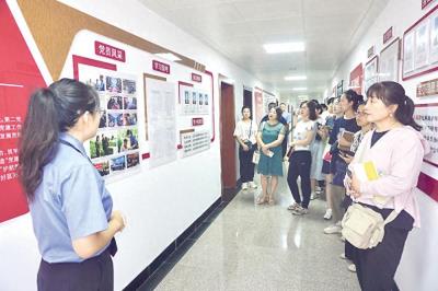 承德市双滦区人民检察院组织开展机关党建联学共建观摩交流活动