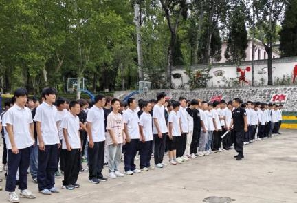 再启新征程！中铁二十局技工学校成功举办2025级新生研学活动