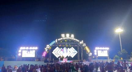 四川南充“拍了拍”全球游客：发城市合影赢万元大奖