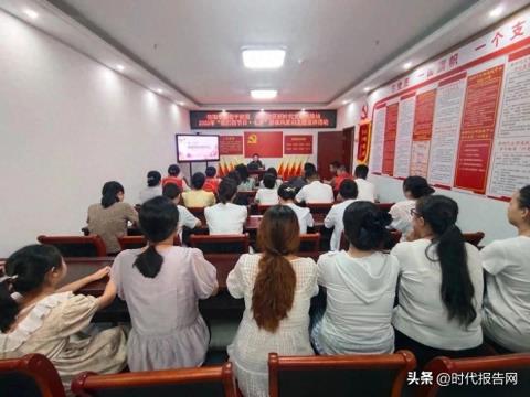 巧手剪纸话七夕，优良家风润双邻——信阳市平桥区平西街道双邻社区开展七夕主题活动