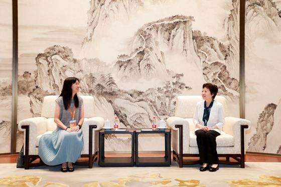 沈蓓莉会见参加2025年宋庆龄少年儿童未来科学日暨第二十届宋庆龄少年儿童发明奖颁奖活动的
