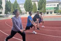 沁县农商银行开展“跑向健康，‘贷’动未来”主题职工跑步活动