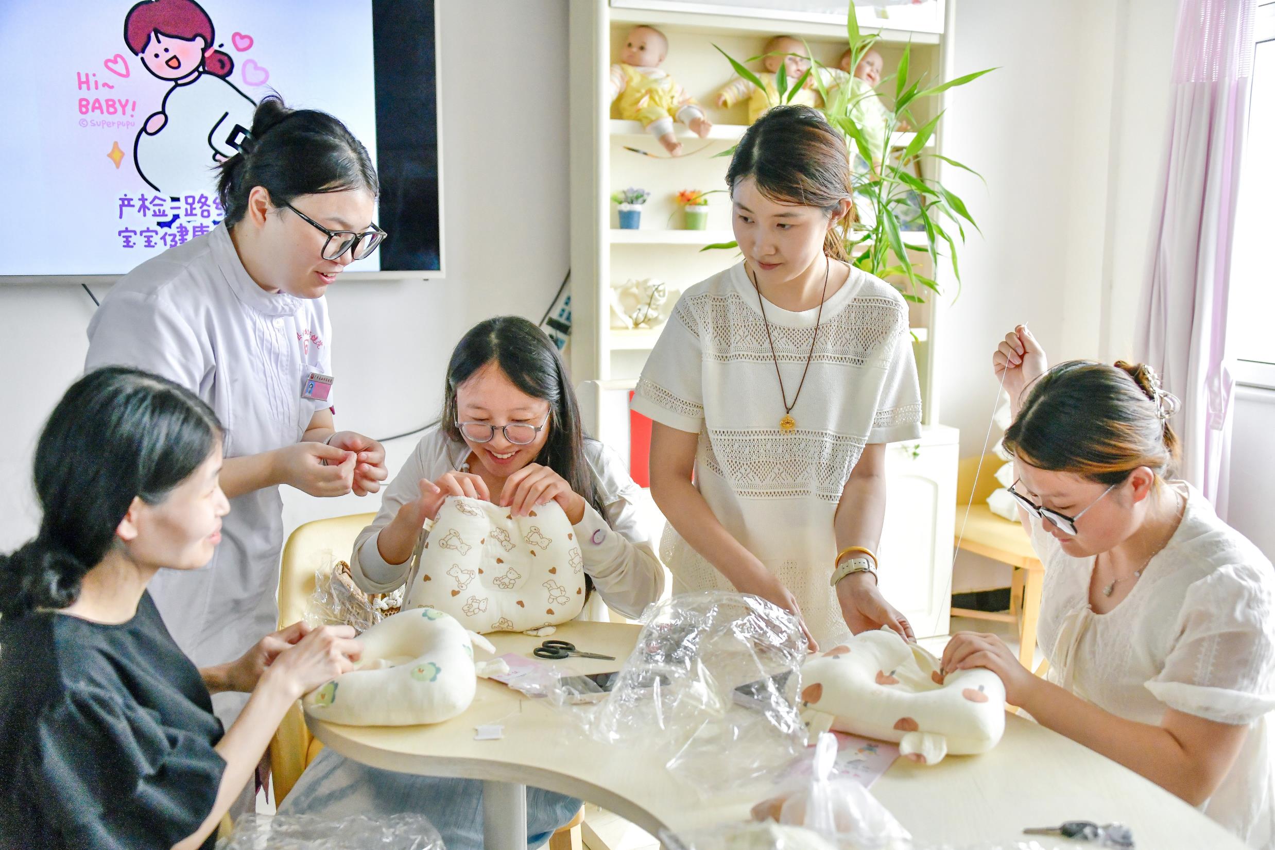 邯郸广平县妇幼保健院开展巧手孕妈为爱相“缝”活动
