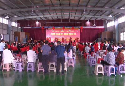桐城市青草镇：举行文艺汇演活动 庆祝中华人民共和国76岁华诞