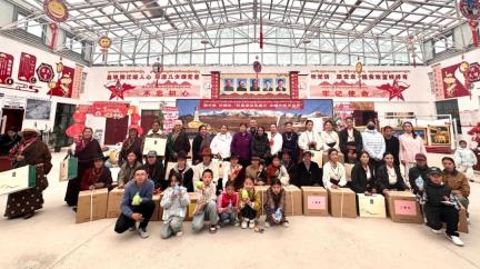 果洛玛多：开展“民族团结花盛开 巾帼共绘幸福梦”迎中秋庆国庆系列主题活动