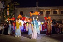 满目幸福景，劲吹文明风——威海市组织开展“我们的节日·中秋”主题活动