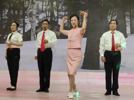 朝阳市2025年“敬老月”活动启动仪式暨养老服务推广活动举行