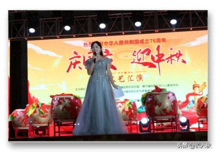柳市镇木兰拳协会举行“庆国庆·迎中秋”文艺表演活动【陈星芬】