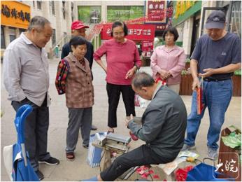 合肥高新区城西桥中心开展“志愿活动进社区 便民服务暖民心”活动