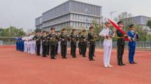 湖南株洲举行大中小学生向国旗敬礼主题活动