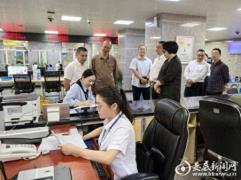 零距离听民声 面对面促发展——市住房公积金管理中心开展“陪伴群众办事走流程”活动