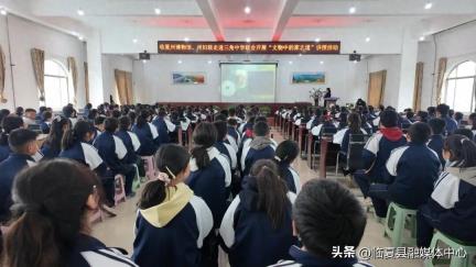 州博物馆州妇联在临夏县开展“文物中的家之道”讲授活动