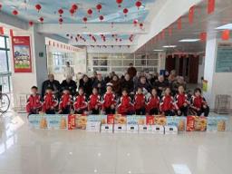 淮安市关天培小学开展“重阳敬老传美德 关小少年暖人心”重阳节系列活动