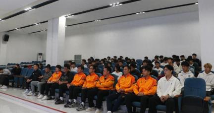 “全民健身 健康北海”系列活动暨2025年北海市国家二级社会体育指导员（篮球）培训班在北海