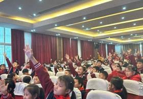 让革命薪火在校园代代传——莱芜战役纪念馆进校园开展红色宣讲活动